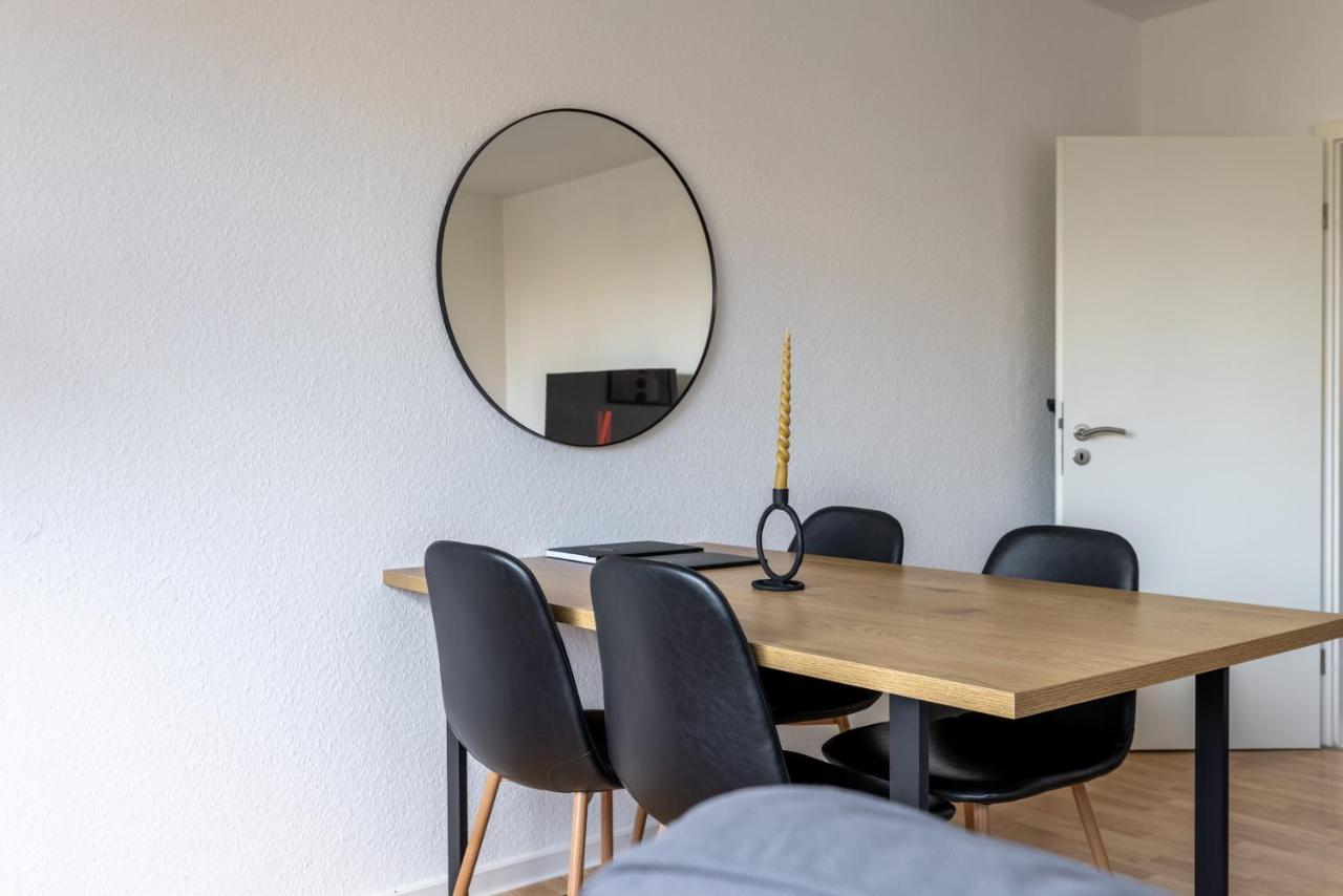 Modernes Und Zentralgelegenes Apartment Mit Kueche, Netflix, Und Balkon Duisburg Exterior foto